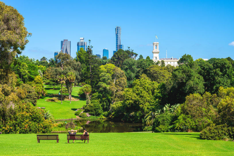 The stunning Royal Botanic Gardens on a bright and sunny day.
